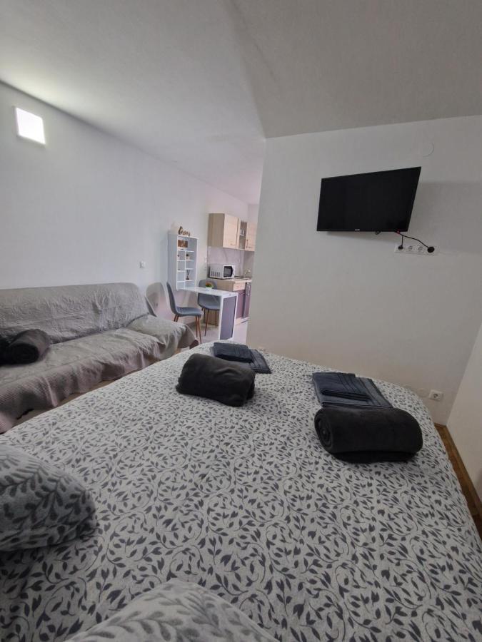 B-Tim Apartment Велика-Горица Экстерьер фото